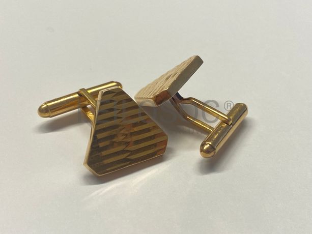 Peças em Ouro e Pedras Preciosas