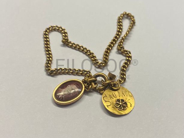 Peças em Ouro e Pedras Preciosas