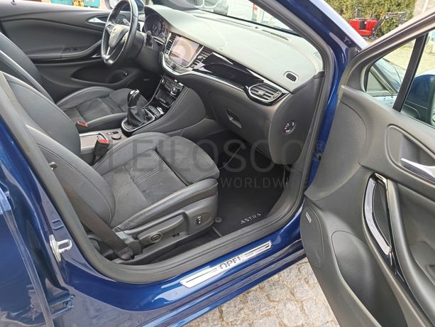 Opel Astra · Ano 2019