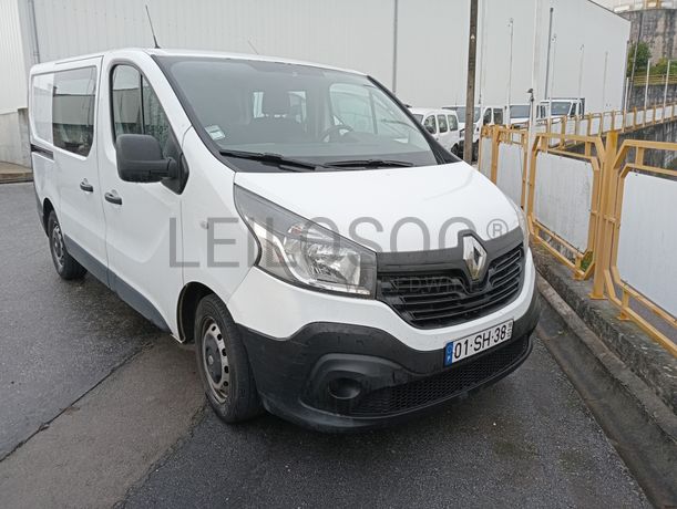 Renault Trafic DCI 120 · Ano 2016