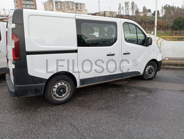 Renault Trafic DCI 120 · Ano 2016