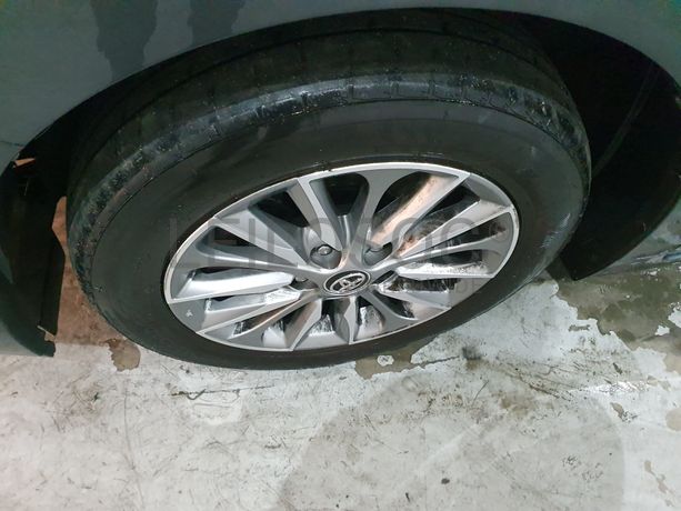 Toyota Verso · Ano 2014 · 7 Lugares