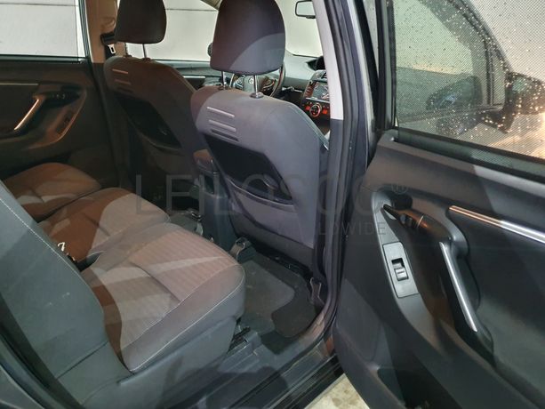 Toyota Verso · Ano 2014 · 7 Lugares