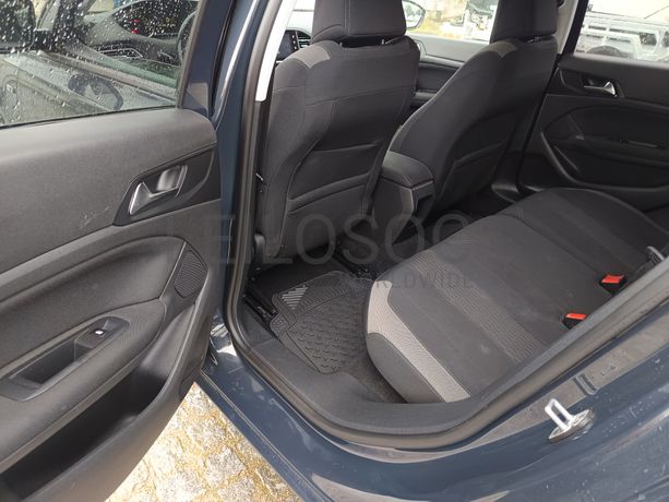 Peugeot 308 · Ano 2016