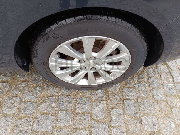 Peugeot 308 · Ano 2016