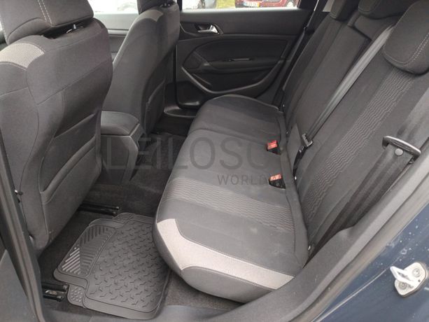 Peugeot 308 · Ano 2016