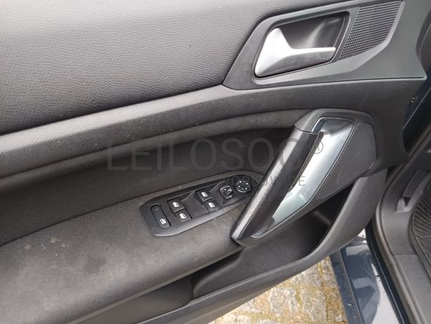 Peugeot 308 · Ano 2016