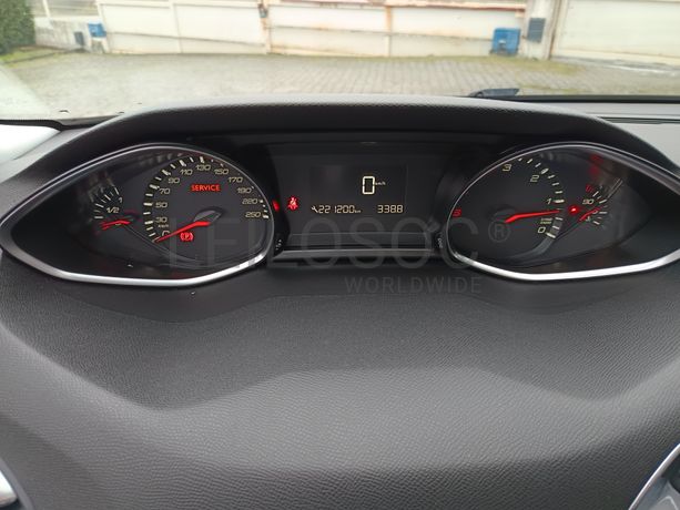 Peugeot 308 · Ano 2016
