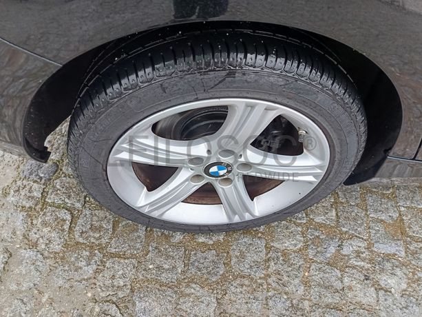 BMW 116d · Ano 2015