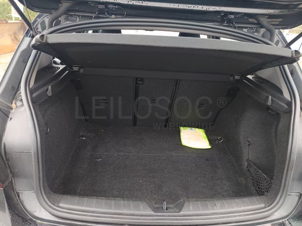 BMW 116d · Ano 2015