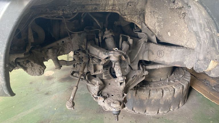 Nissan Hard body NP300