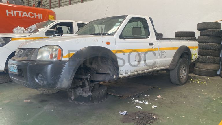 Nissan Hard body NP300