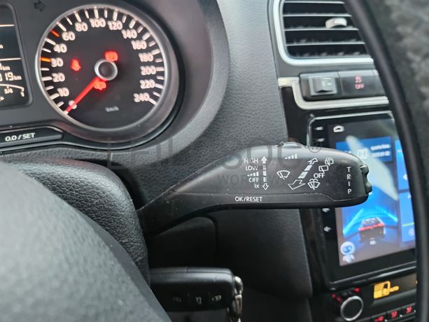 Volkswagen Polo · Ano 2012