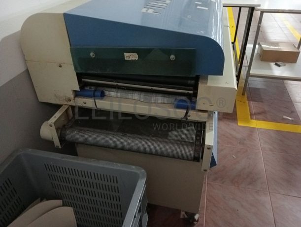 Máquina de entretelar