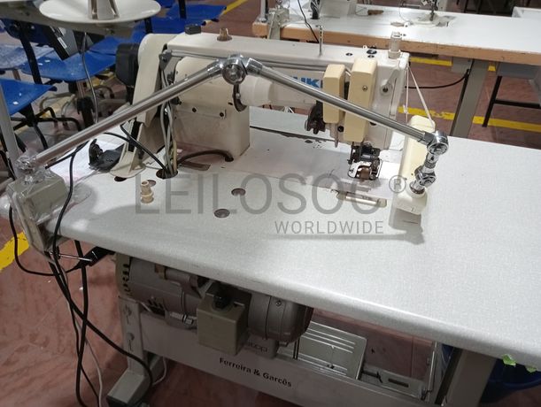 Máquinas de Ponto Corrido e de Pregar Botões