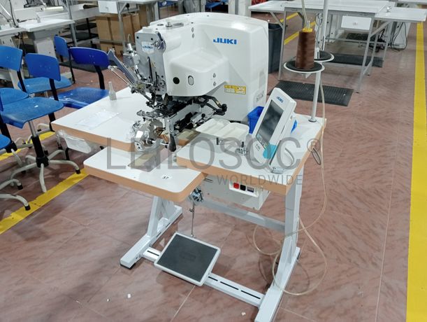 Máquina de Pregar Botões e Ponto Corrido