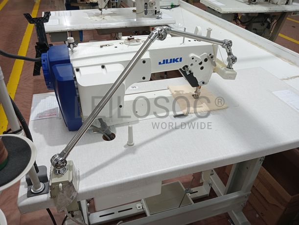 Máquina de Ponto Corrido e Corte e Cose