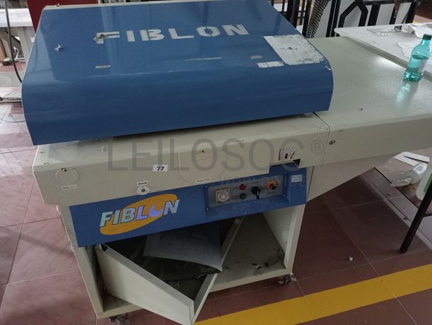 Máquina de entretelar