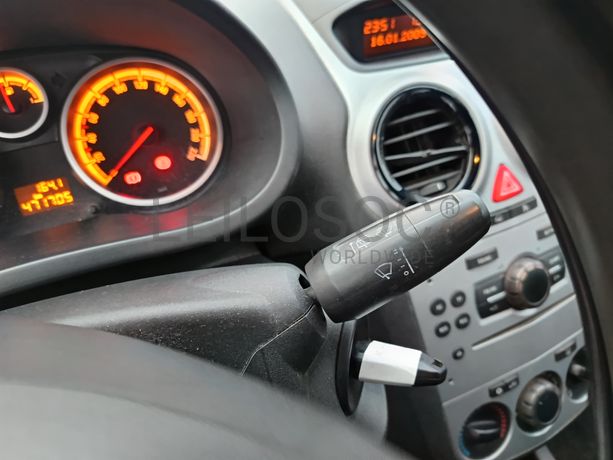 Opel Corsa · Ano 2009