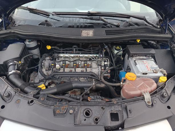 Opel Corsa · Ano 2009