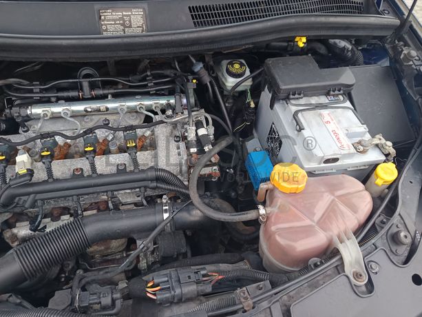 Opel Corsa · Ano 2009