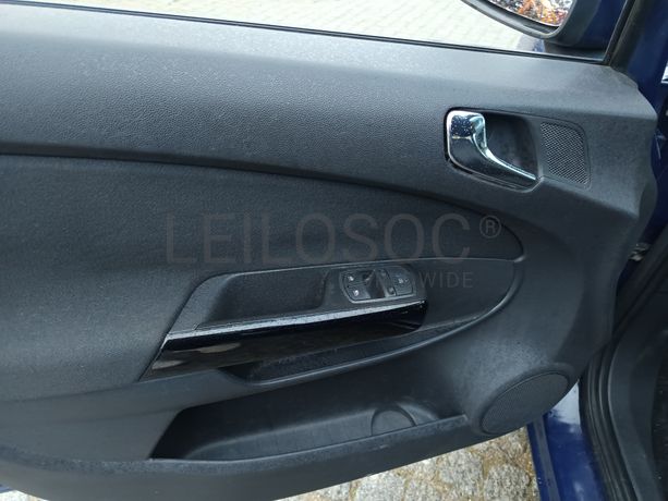 Opel Corsa · Ano 2009