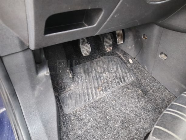 Opel Corsa · Ano 2009