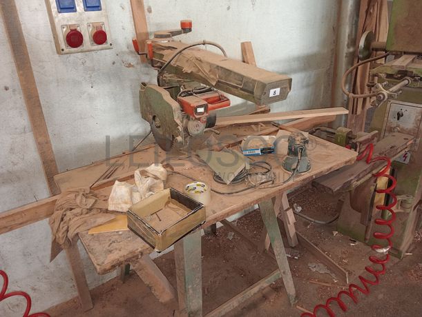 Furador de corrente · Serra radial