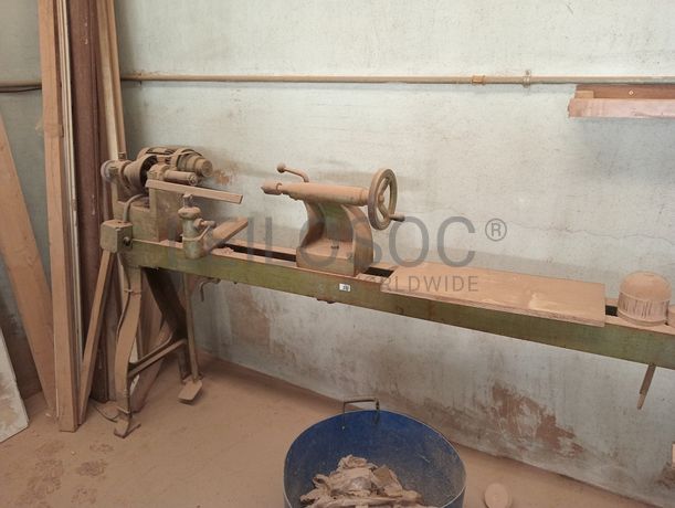 Máquina de afiar · Serra · Torno