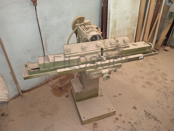 Máquina de afiar · Serra · Torno