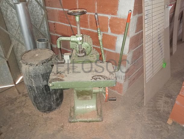 Equipamentos para a Indústria de Carpintaria