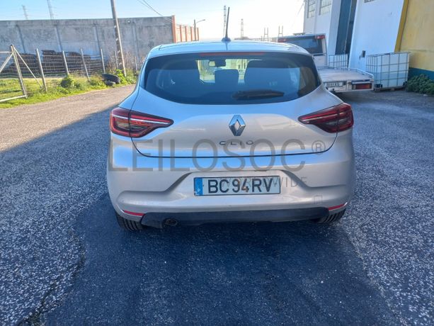 Renault Clio · Ano 2021