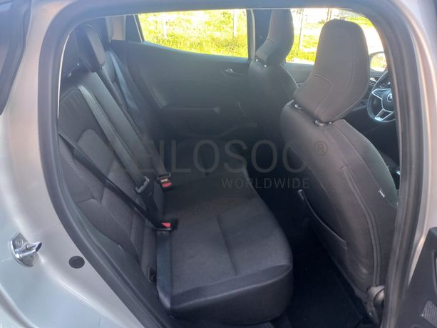 Renault Clio · Ano 2021