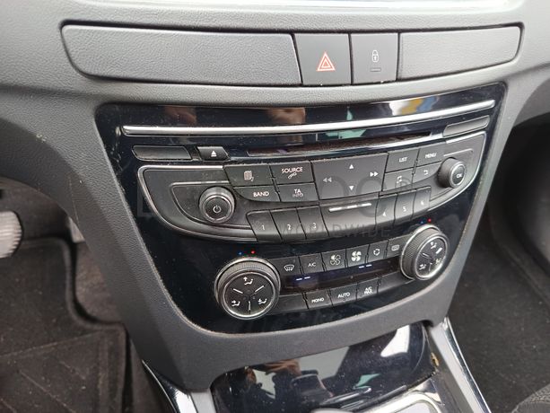 Peugeot 508 SW · Ano 2012