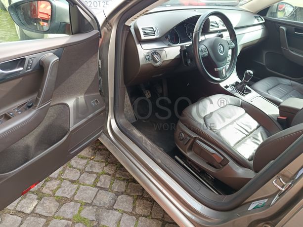 Volkswagen Passat · Ano 2013