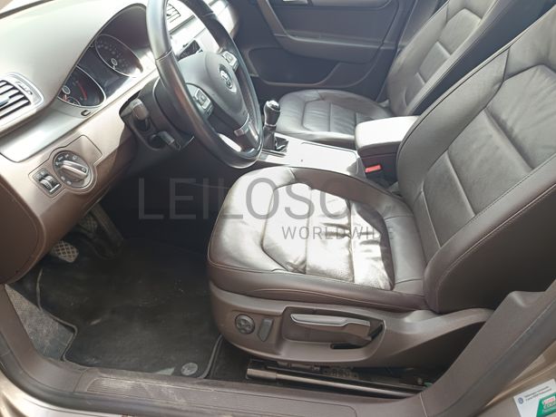 Volkswagen Passat · Ano 2013