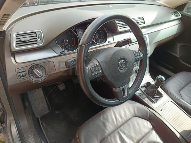 Volkswagen Passat · Ano 2013