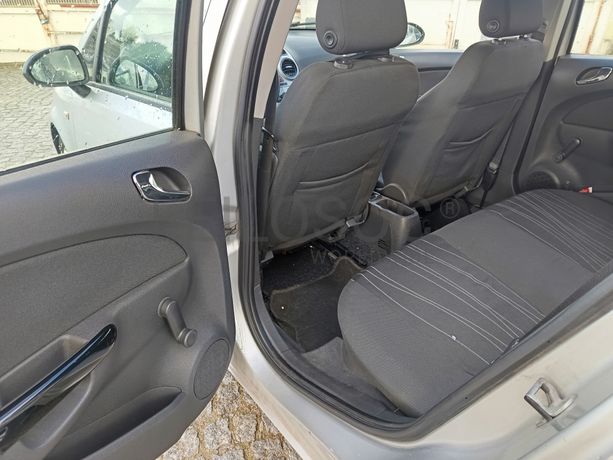 Opel Corsa · Ano 2010