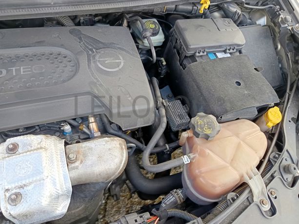 Opel Corsa · Ano 2010