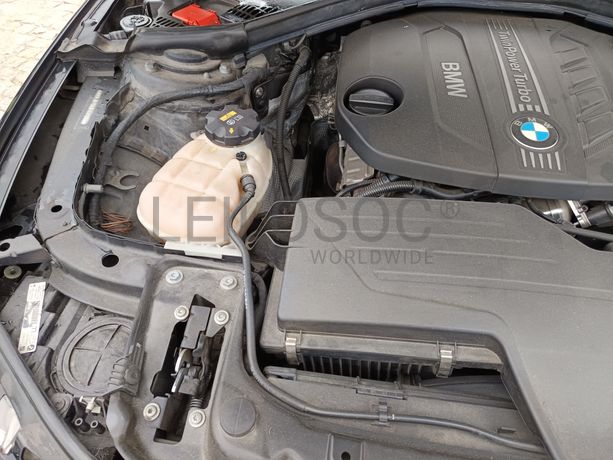 BMW 318d · Ano 2014