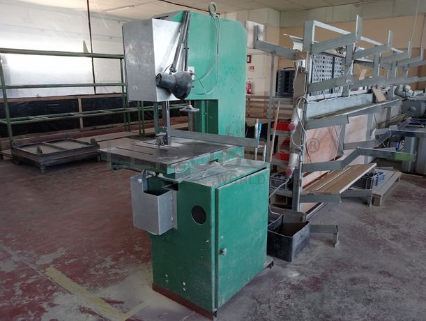 Máquina de Furar · Serra de Fita