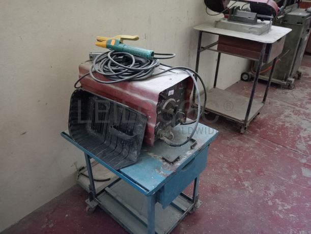 Máquina de Furar · Aparelhos de Soldar