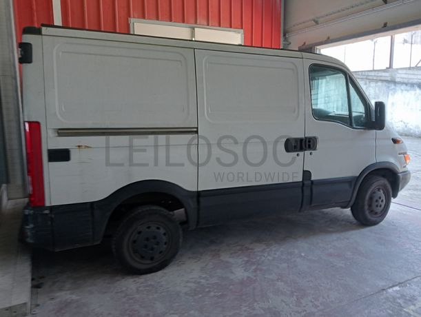 Iveco Daily 29L9 · Ano 2002