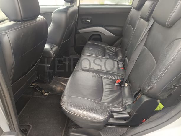 Mitsubishi Outlander · Ano 2011 · 7 Lugares