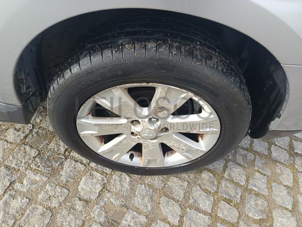 Mitsubishi Outlander · Ano 2011 · 7 Lugares