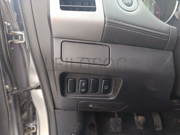 Mitsubishi Outlander · Ano 2011 · 7 Lugares