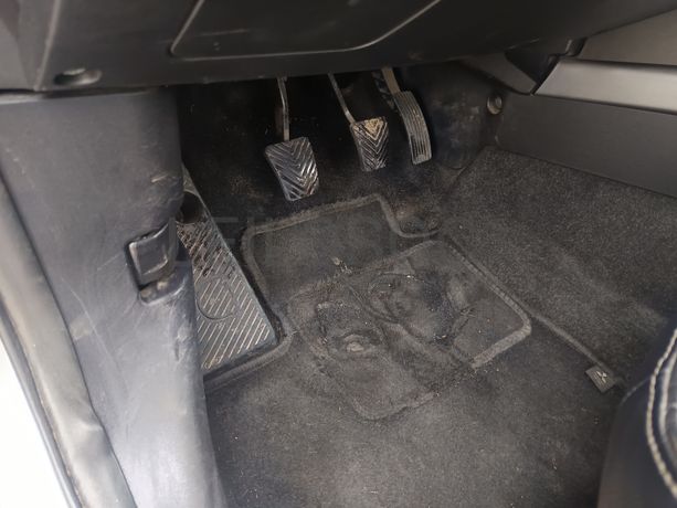 Mitsubishi Outlander · Ano 2011 · 7 Lugares