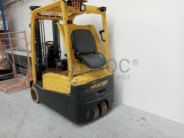 Empilhador Hyster