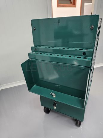 CARRINHO DE 7 GAVETAS VAZIO DE 31”