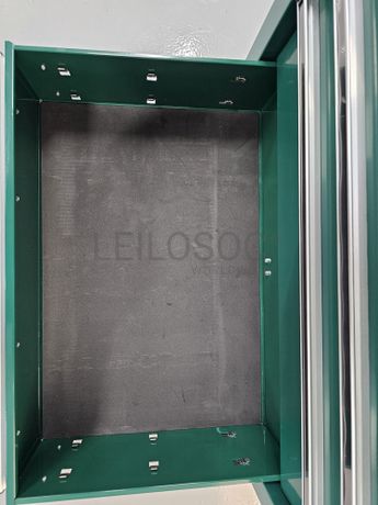 CARRINHO DE 7 GAVETAS VAZIO DE 31”